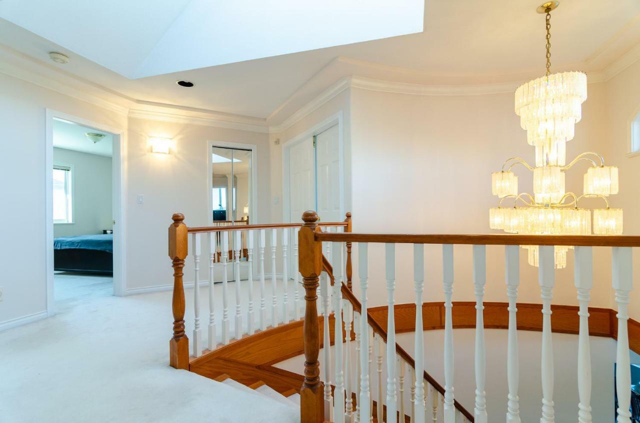 3 Private, Spacious, Bright Rooms In A Gorgeous House New Westminster Zewnętrze zdjęcie