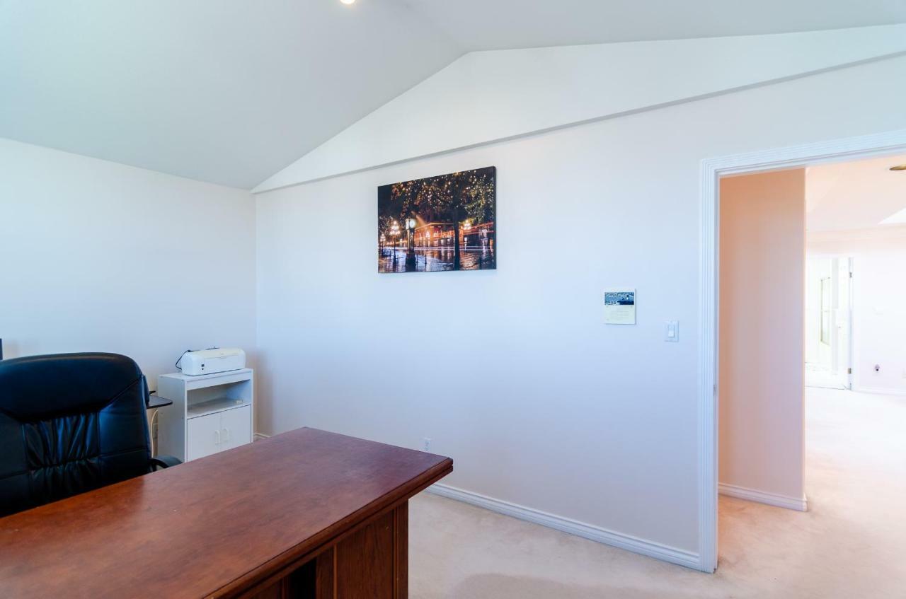 3 Private, Spacious, Bright Rooms In A Gorgeous House New Westminster Zewnętrze zdjęcie