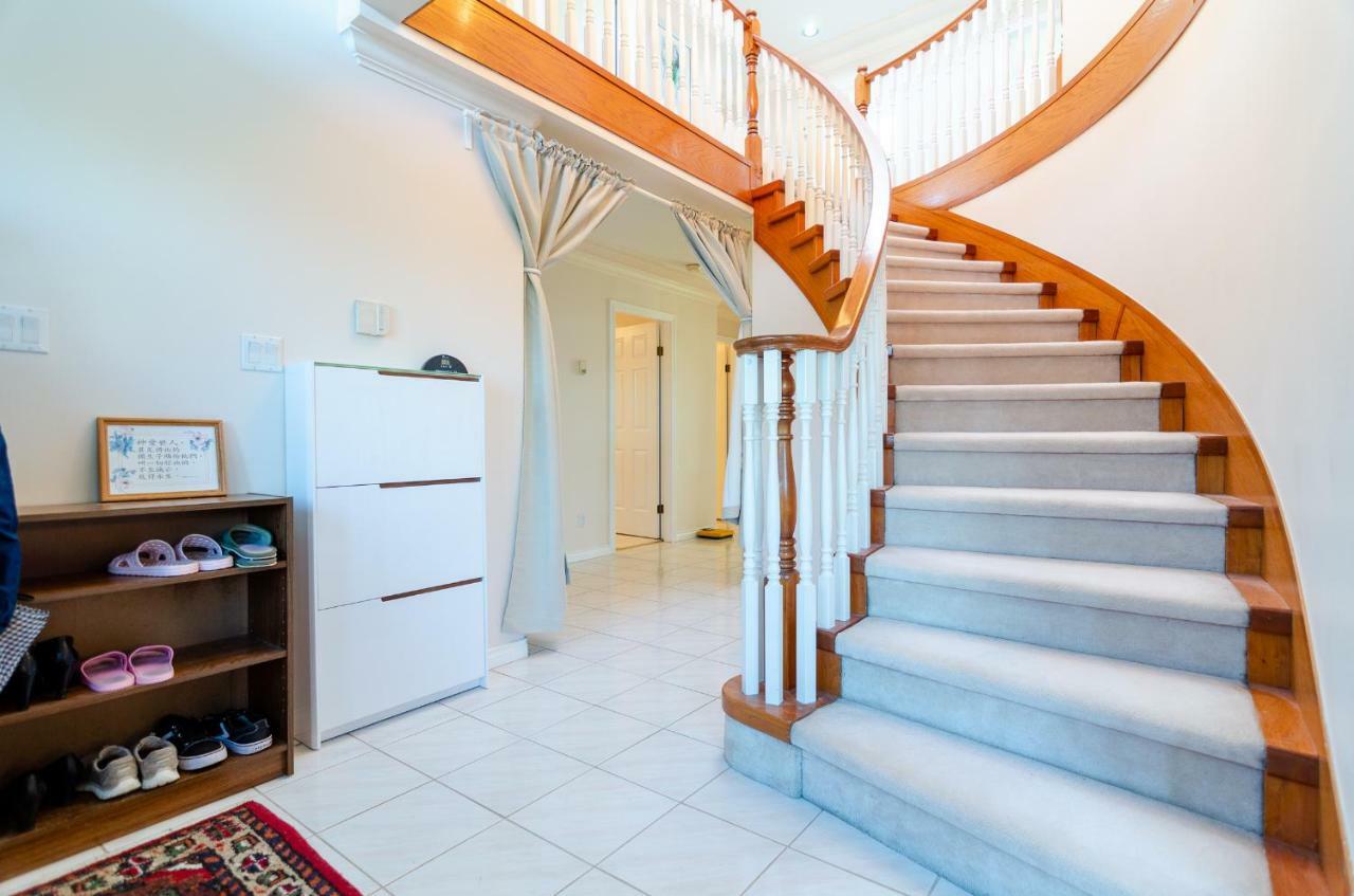3 Private, Spacious, Bright Rooms In A Gorgeous House New Westminster Zewnętrze zdjęcie